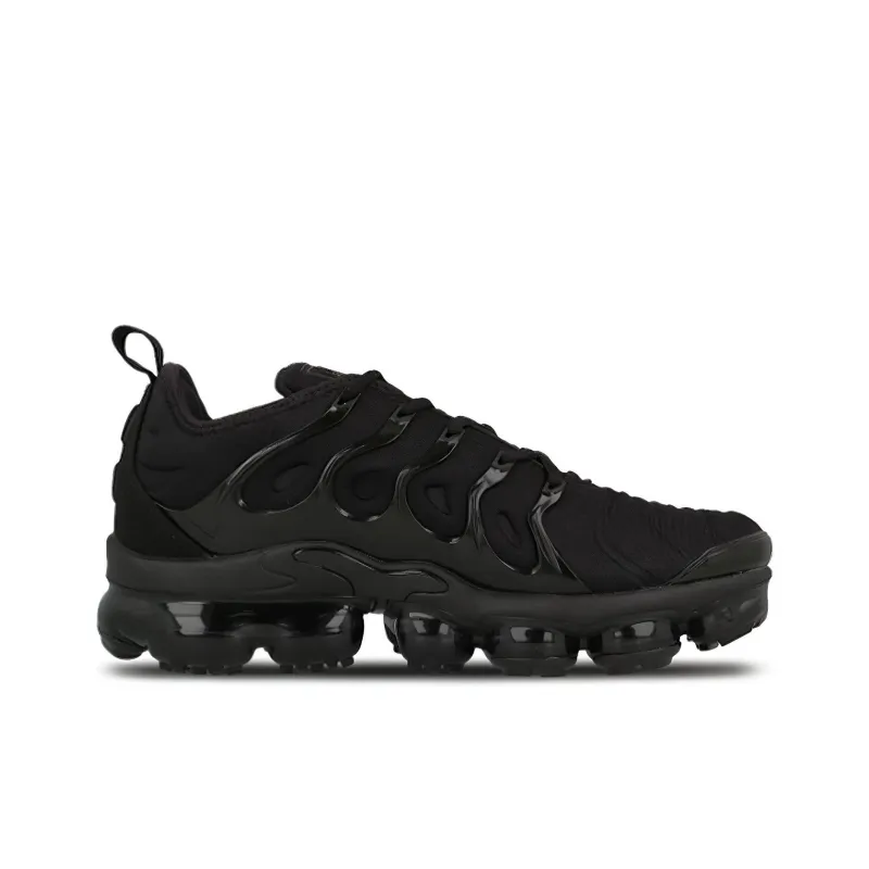 Nike Air VaporMax Plus Triple Black-1