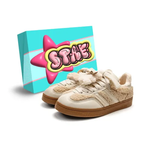 STAE Anti Slip Wear Resistant Low Top Skateboard Shoes Women's Box Included