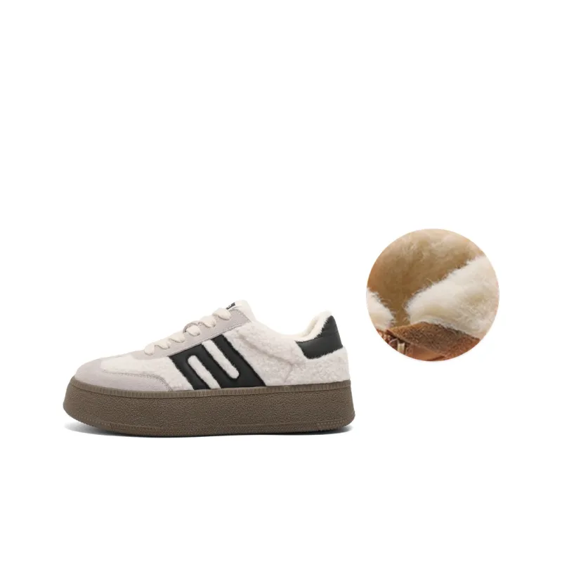 BELLE Anti Slip Wear Resistant Low Top Skateboard Shoes Women's-0