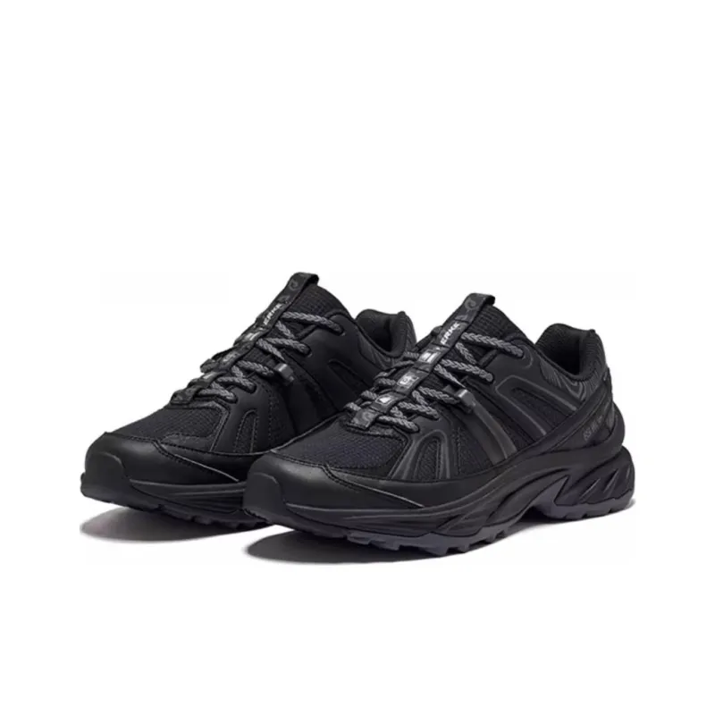 Erke Tracking Slip Resistant Coverage Rebound Low Top Hiking Shoes Men's Black-2