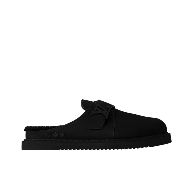 LOUIS VUITTON Easy Slip Resistant Closed Toe Slippers Men's Black-1
