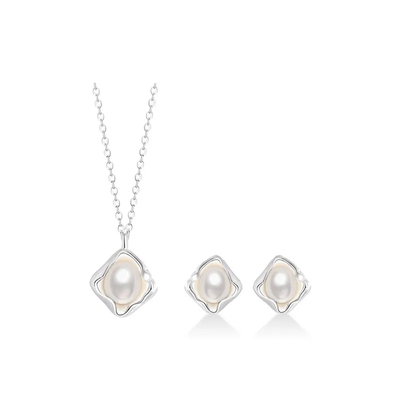 YINGNIXINDONG Freshwater Pearl Necklaces Women's-5