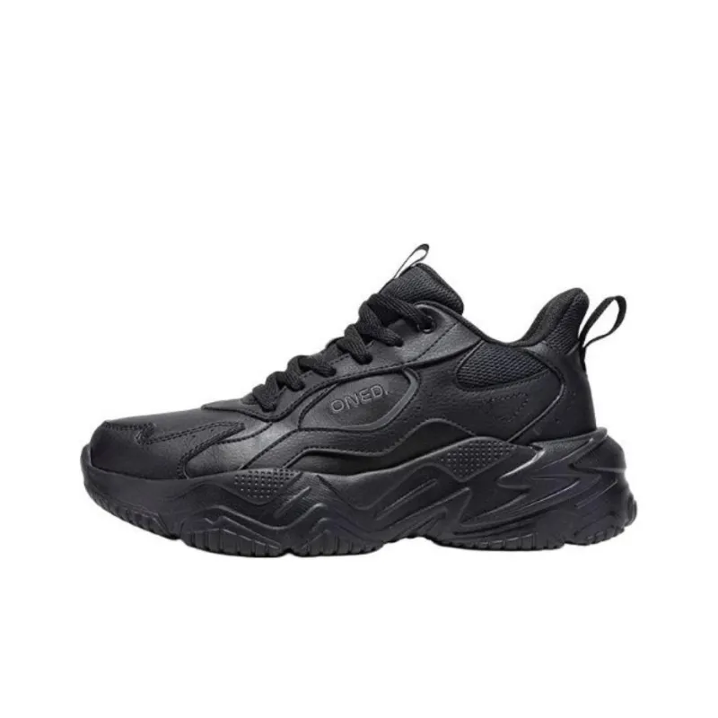 361° Cushioning Warm Low Top Chunky Sneakers Women's Black-0