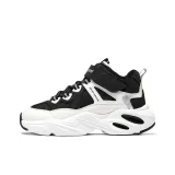 Black/White