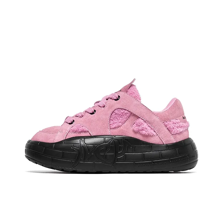 Acupuncture Slip Resistant Low Top Casual Shoes Women's Pink-0
