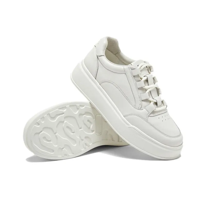 BATA Low Top Skateboard Shoes Women's White-4