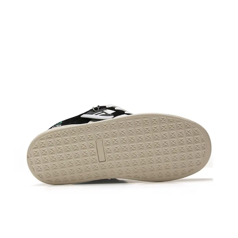 STUR YSN Wear resistant And Lightweight Low Top Skateboard Shoes Unisex Black White-5