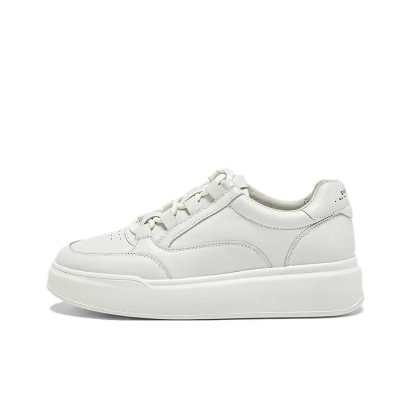BATA Low Top Skateboard Shoes Women's White-0