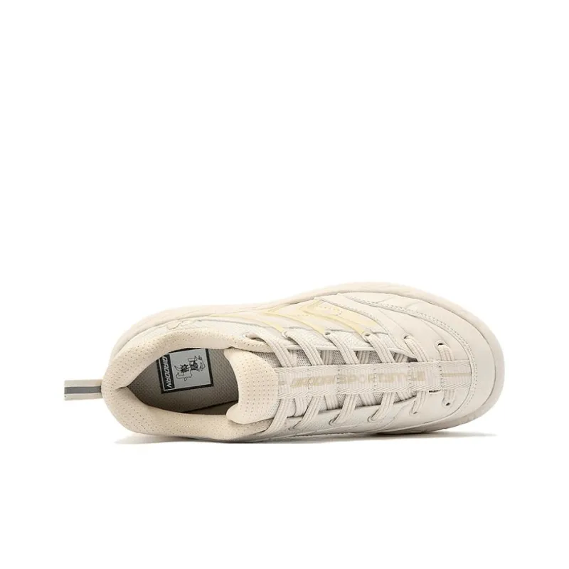 QIAODAN Lightweight Height Increasing Slip Resistant Low Top Skateboard Shoes Women's Beige-3