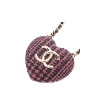 CHANEL 1986-1988 Heart-pendant Necklace