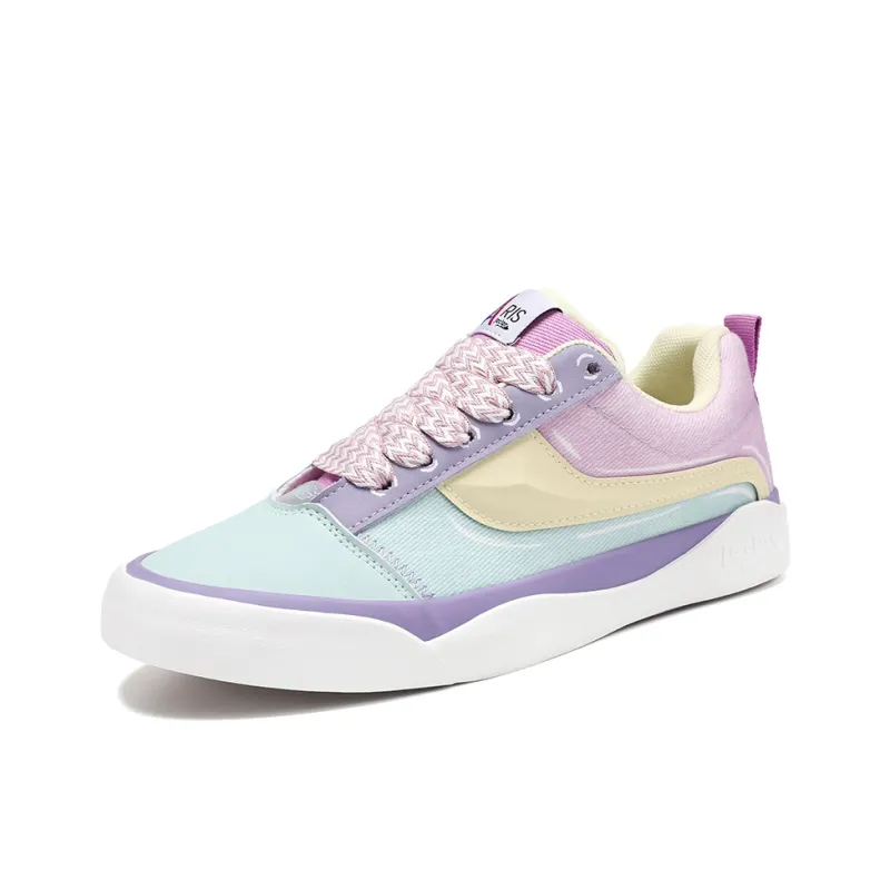 BALIAOYUN x JACLAR Slip Resistant, Abrasion Resistant, Lightweight Low Top Skateboard Shoes Women's Green Purple Yellow-1