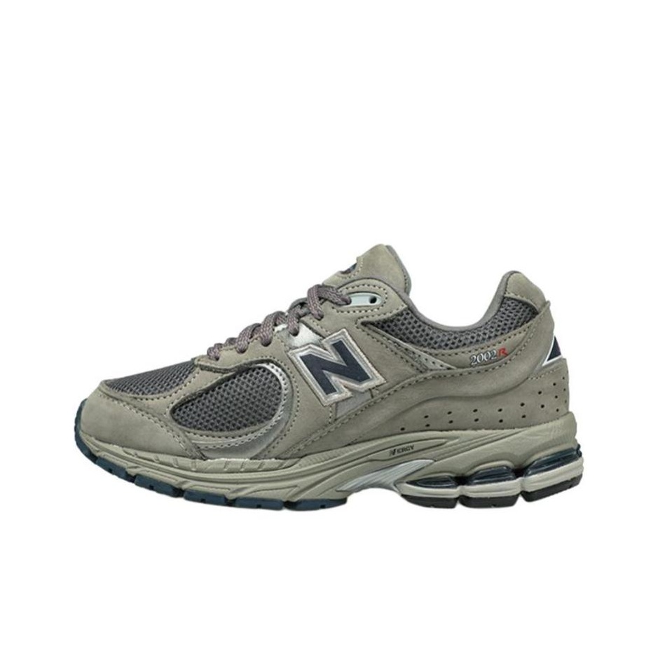 Chris brown new balances hotsell