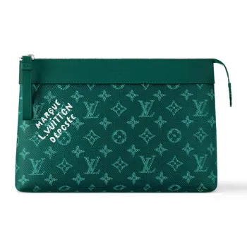 LOUIS VUITTON Pochette Voyage Souple