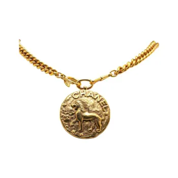 CHANEL 1980 1990 Plated Leo Lion Medallion Pendant Necklace Costume Necklace