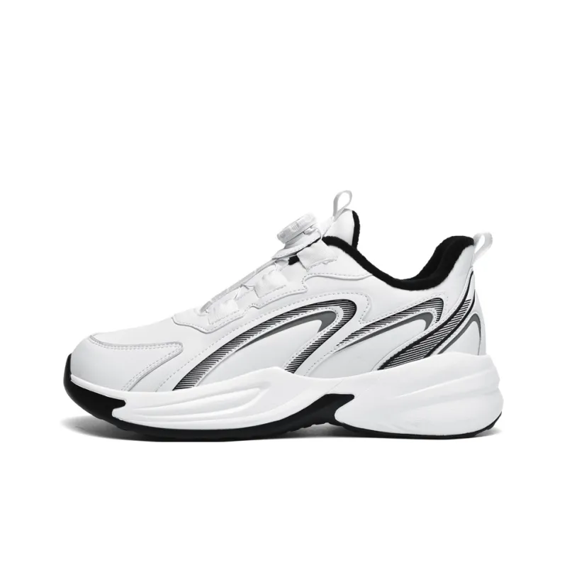 Black tailed Deer Cushioning Slip Resistant Coverage Mid Top Casual Running Shoes Unisex-37