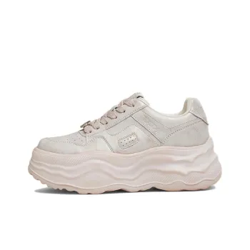 TATA Skateboard Shoes Women's Low Top Solid Color