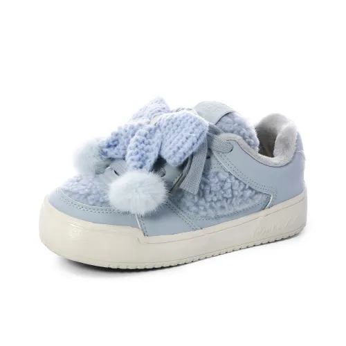 Lovely You Warm And Lightweight Low Top Skateboard Shoes Women's
