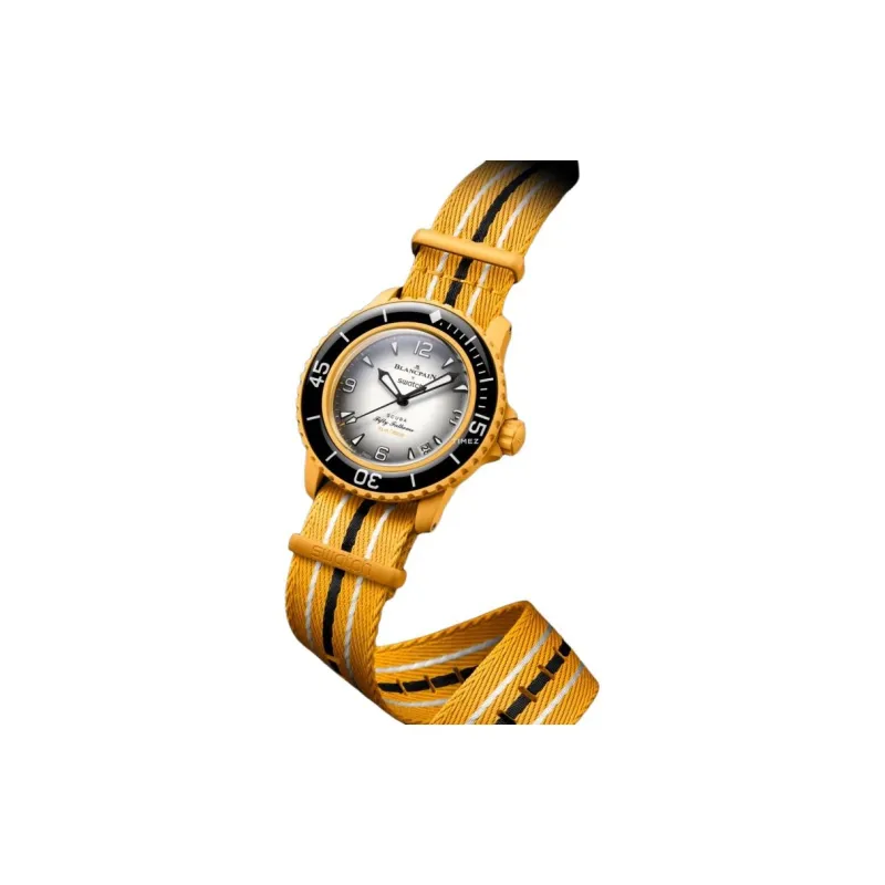 SWATCH Men 42.3mm White Watch SO35P100C-3