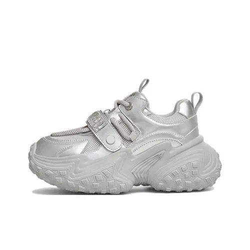TATA Chunky Sneakers Women's Low Top