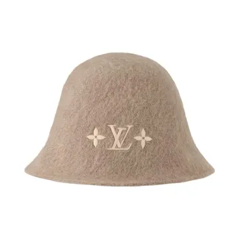 LOUIS VUITTON Lv Fluffy Hat