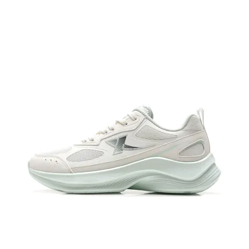 XTEP Cushioning, Breathable, Slip Resistant Low Top Casual Running Shoes Women's Sail White Light Fruit Green
