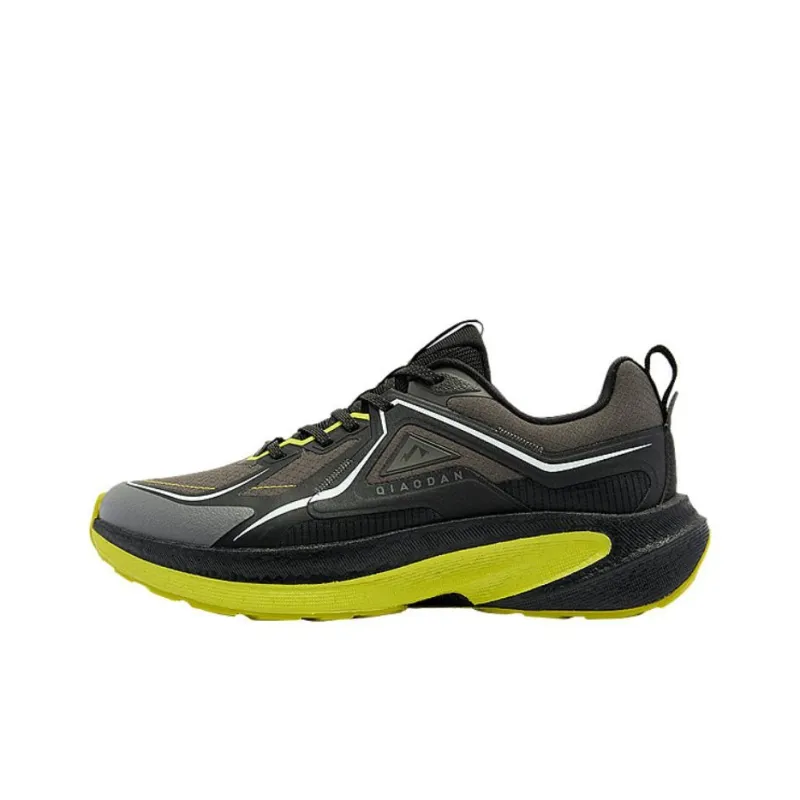 QIAODAN Slip Resistant, Abrasion Resistant, Rebound Resistant Low Top Sprint Running Shoes Men's Umber Black Green-0