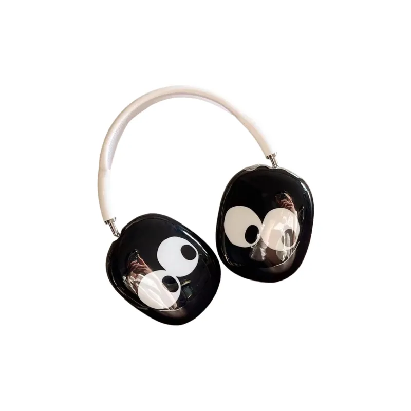 Chi Tang Headphone Cases-1