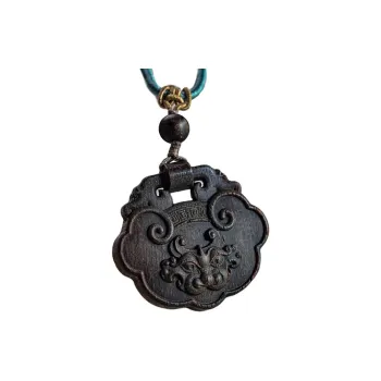 Tan Xin Sandalwood Necklaces Unisex