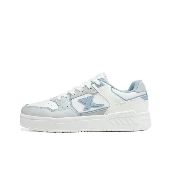 XTEP Anti Slip Wear Resistant Low Top Skateboard Shoes Men's White Gray Blue