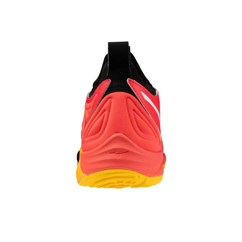 Mizuno Wave Momentum 3 'Radiant Red Carrot Curl'-4
