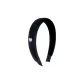 Black (Minimalist Heart Shell) 000277