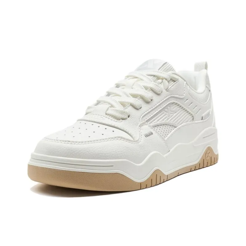 XTEP Abrasion Resistant Lightweight Slip Resistant Low Top Skateboard Shoes Women's White-1