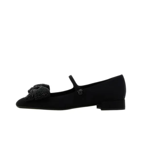 Valentino Bow Embellished Slip On Flat Shoes Women's
