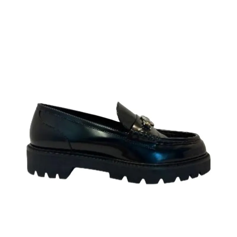LOUIS VUITTON District Loafers Women's Black-1