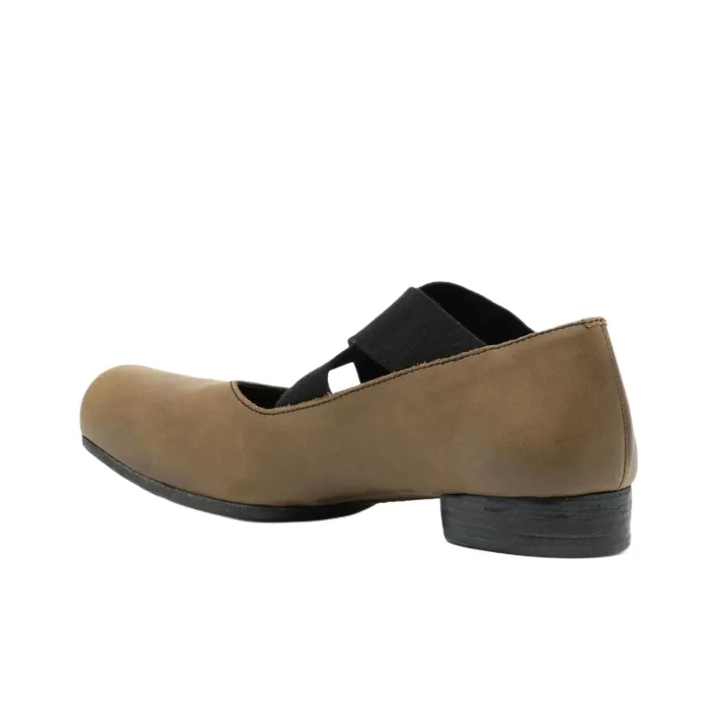 UMA WANG Casual Single Shoes Women's Dark Olive-3