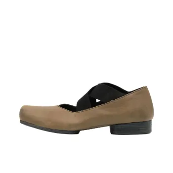 UMA WANG Casual Single Shoes Women's Dark Olive