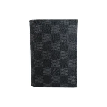 LOUIS VUITTON Passport Cover