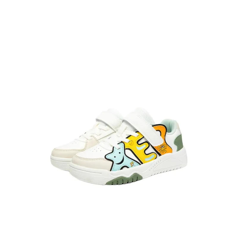 XTEP Anti Slip Wear Resistant Low Top Kids Lifestyle Shoes White Children Aged 3 7 Years Old-1