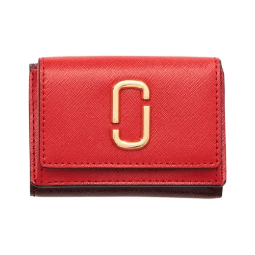 marc jacobs the half moon small wallet on chain item