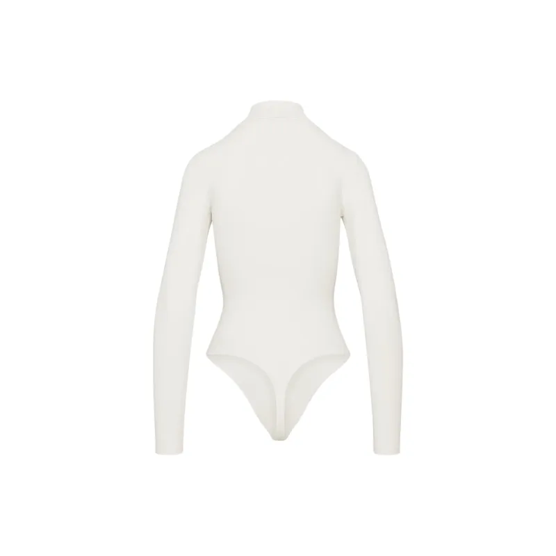 ARITZIA Contour Turtleneck Lonasleeve Bodysuit Bodysuits Women's Light Birch/Light Birch-1