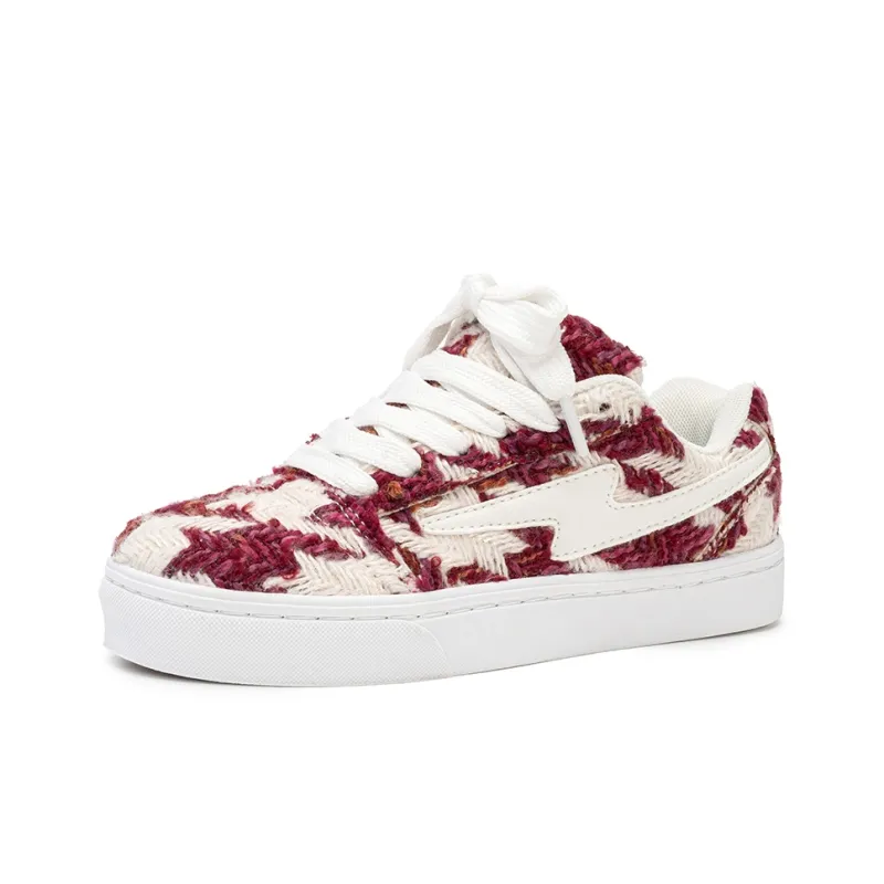 Little Red Man Slip Resistant Breathable Low Top Skateboard Shoes Unisex Houndstooth Red-1