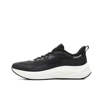 PEAK Cushioned Wear Resistant Lightweight Slip Resistant Low Top Running Shoes Men's Black Ivory