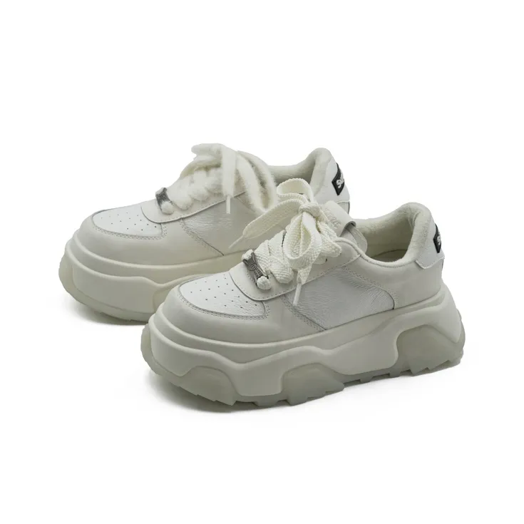 Little Sue Skateboard Shoes Women's Low Top Black/White-19