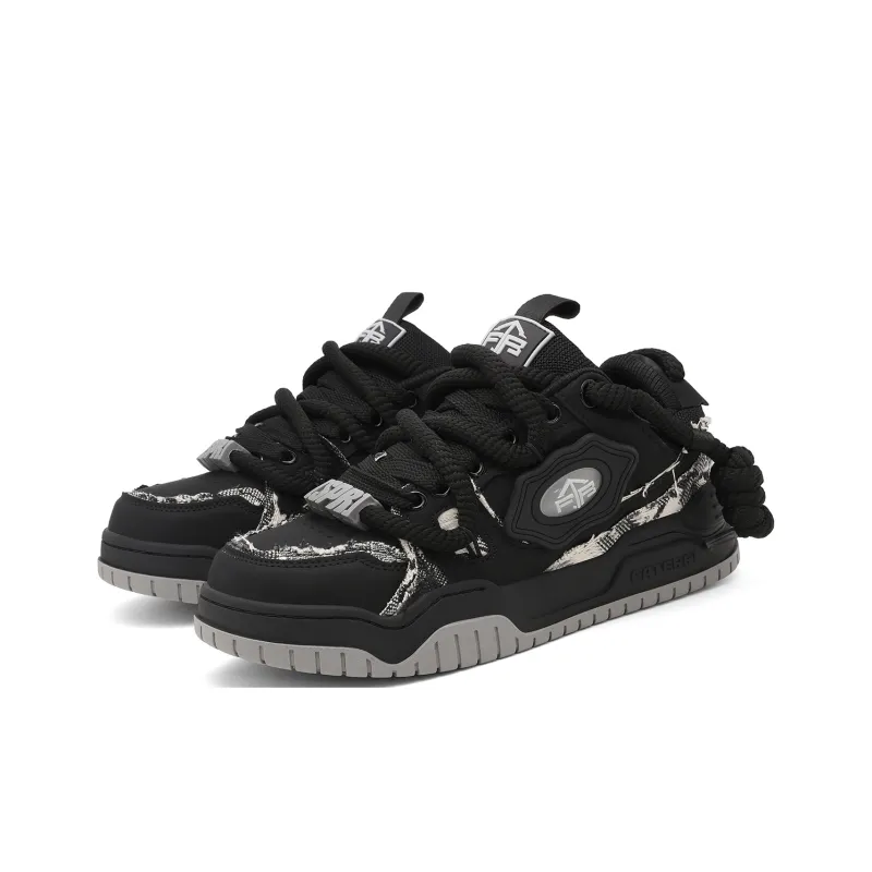 Faterri Height Increasing Slip-Resistant Low-Top Skateboard Shoes Unisex-3