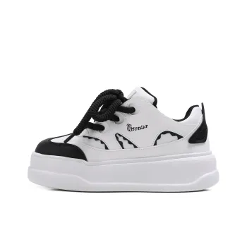 Warrior Anti Slip And Wear Resistant Height Increasing Low Top Casual Shoes Women's Black White
