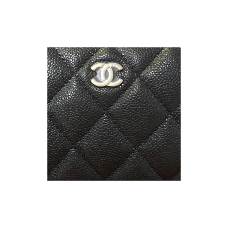 CHANEL Litchi Grain Embossed Cow Leather Makeup Bag, Toiletry Bag Women's Black-3
