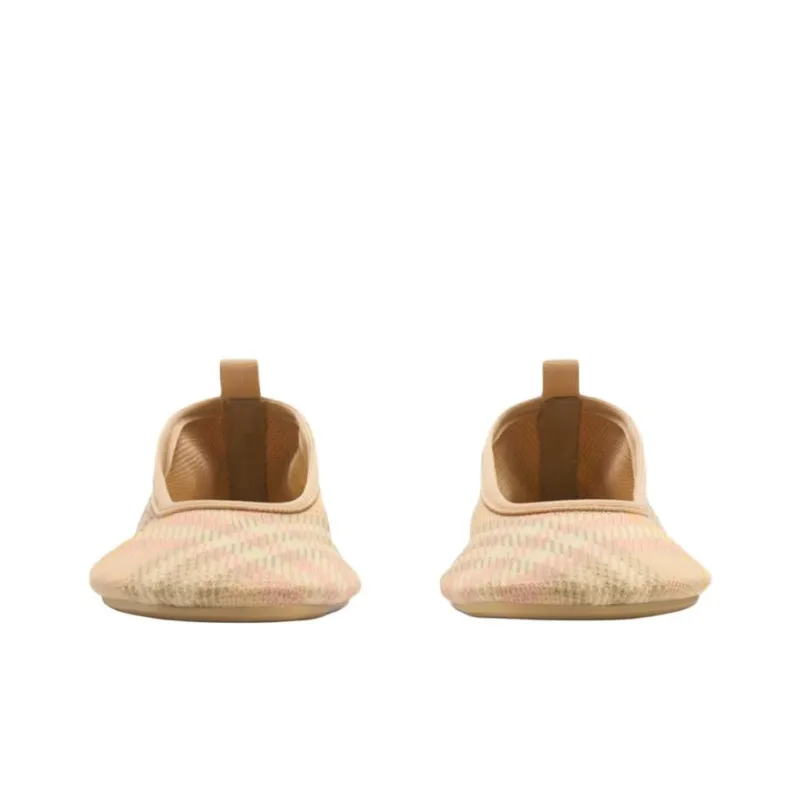 Burberry Casual Single Shoes Women's Beige-4