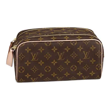 LOUIS VUITTON Dopp Kit Toilet Pouch