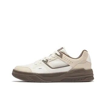 Erke Sheathed Wear Resistant Slip Resistant Low Top Skateboard Shoes Men's Microcrystal White Warm Linen