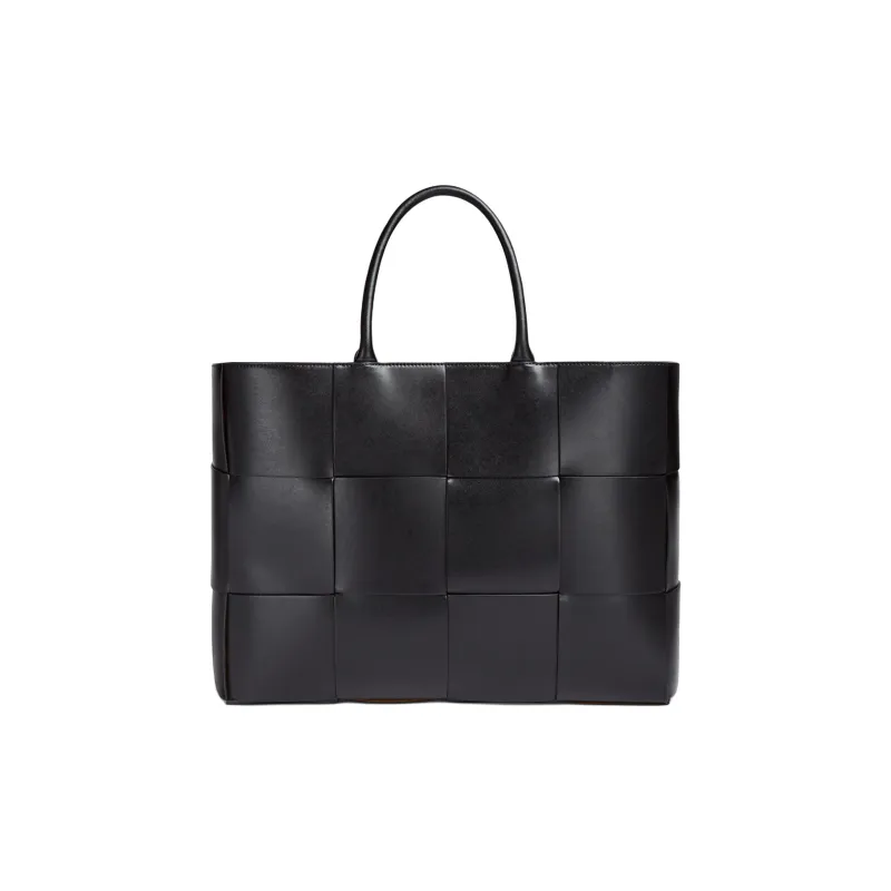 Bottega Veneta Lambskin Handbag Tubas Men's Black-0